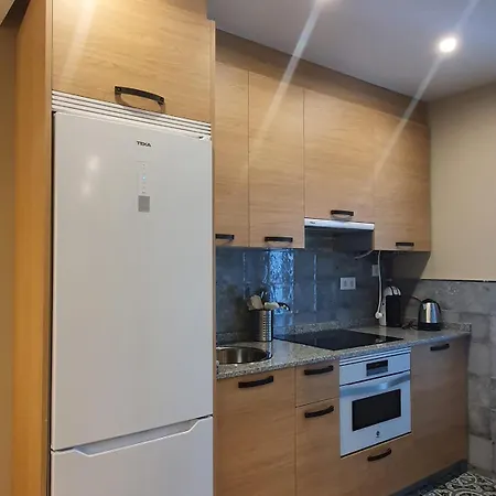 Coqueto En El Centro 1 D *