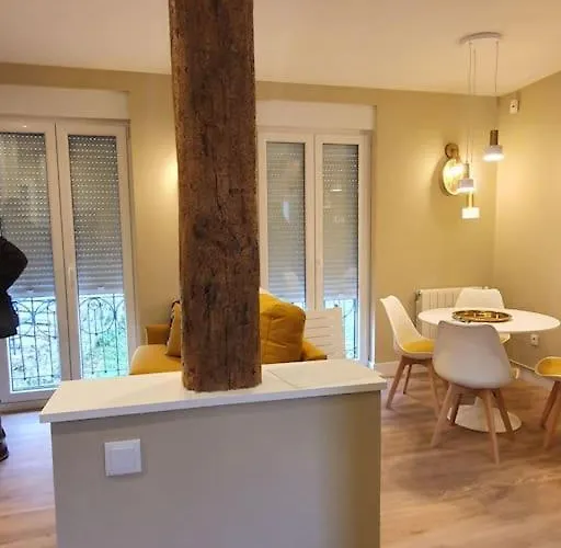 Coqueto En El Centro 1 D *